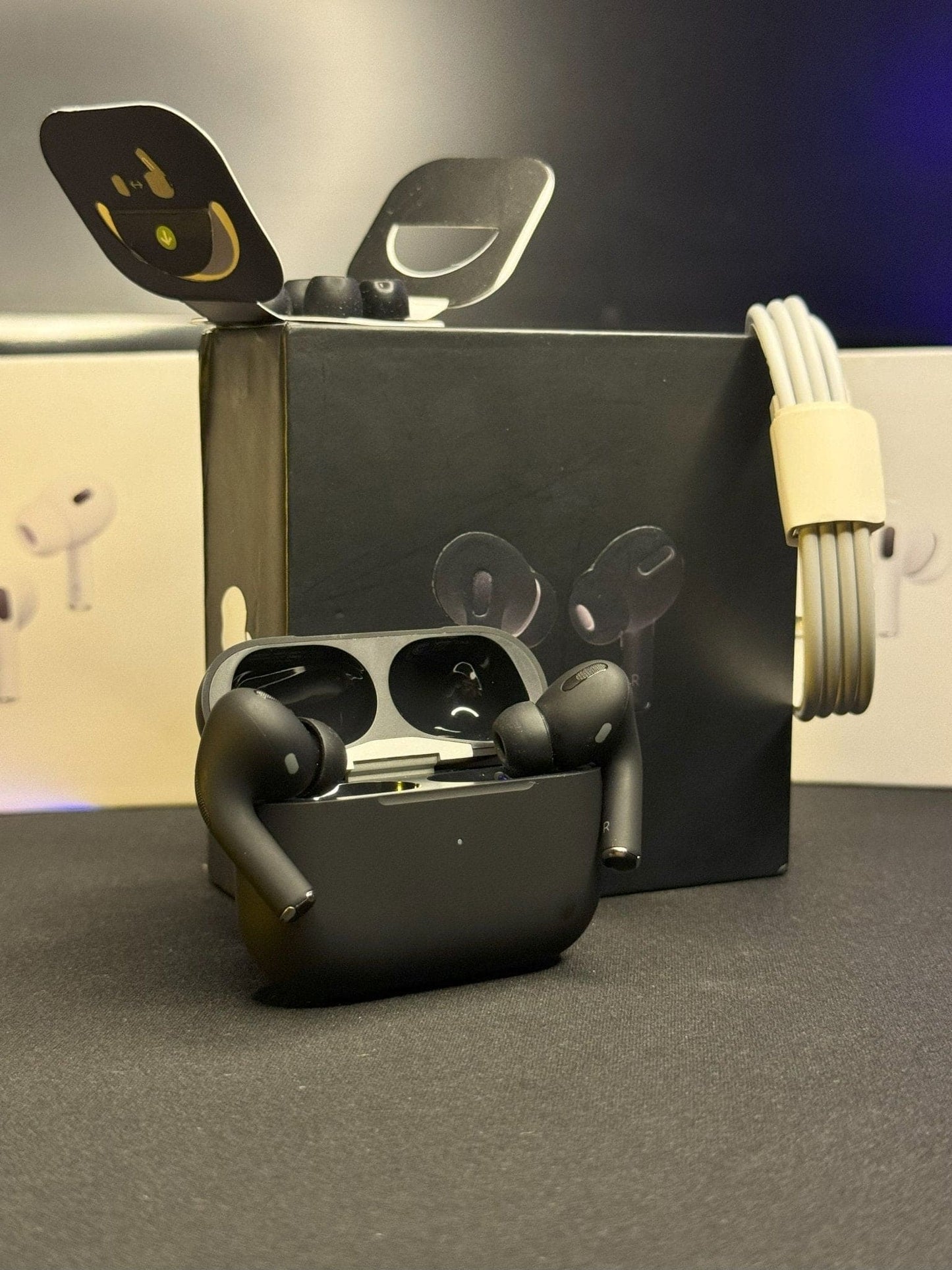 AirPods Pro (USA) - Black