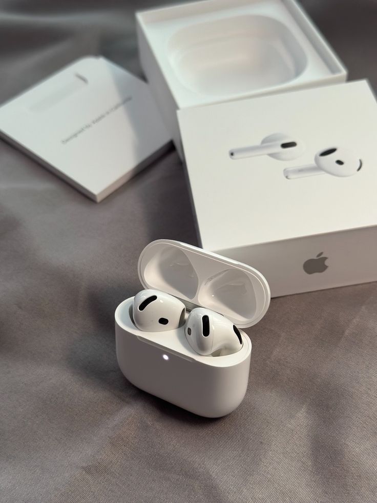 AirPods 4 Titanium
