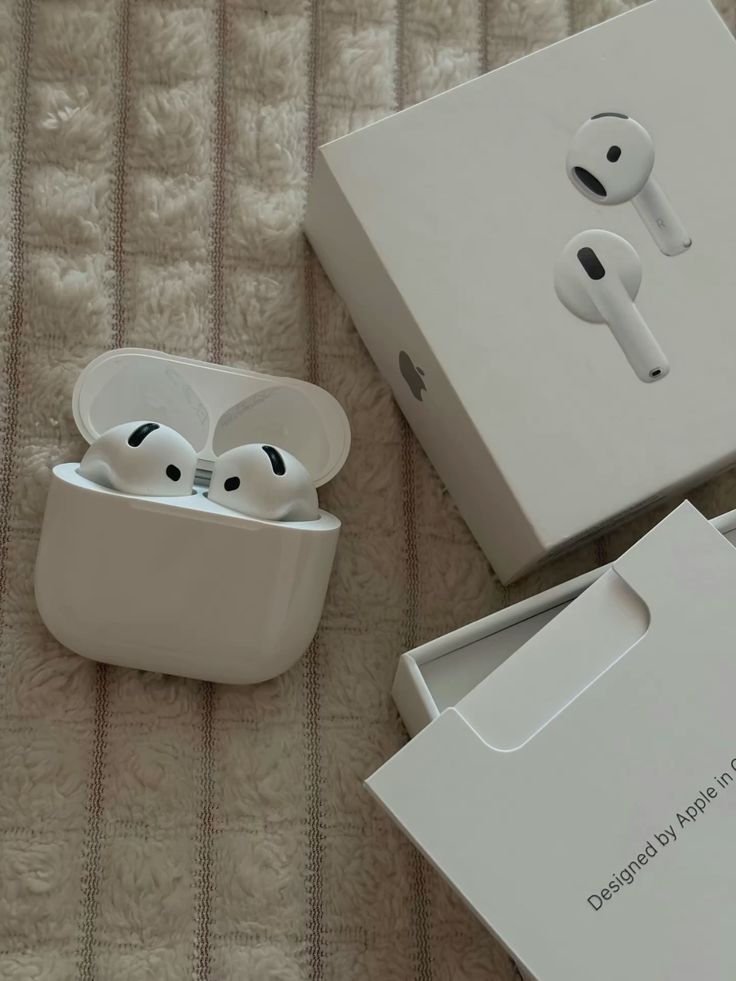 AirPods 4 Titanium