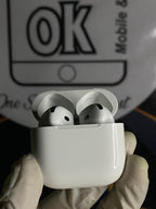 AirPods 4 Titanium